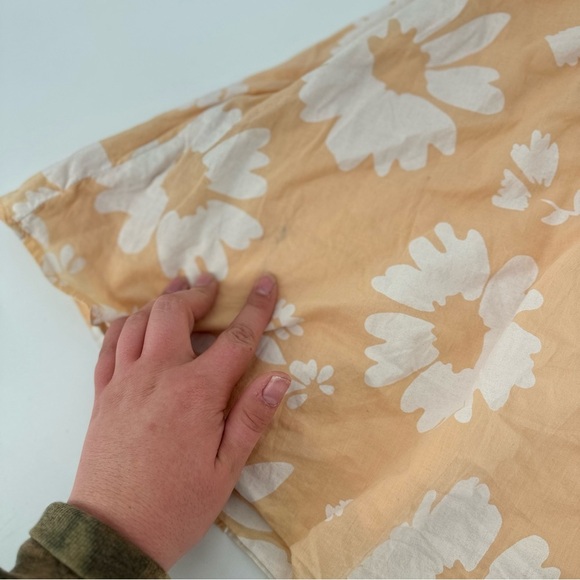 American Eagle Floral High Waisted Elastic Waist Mini Skirt - Picture 5 of 5